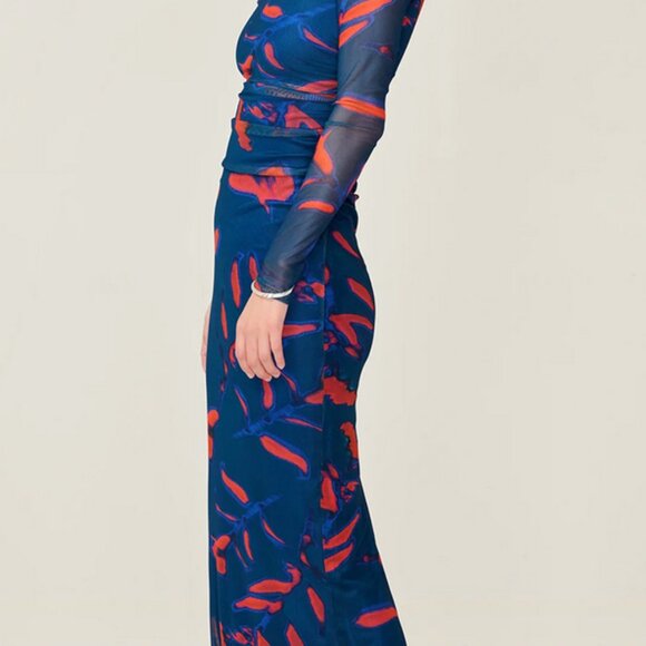 Hollis Dress in Falling Leaf Print - Picture 2 of 5